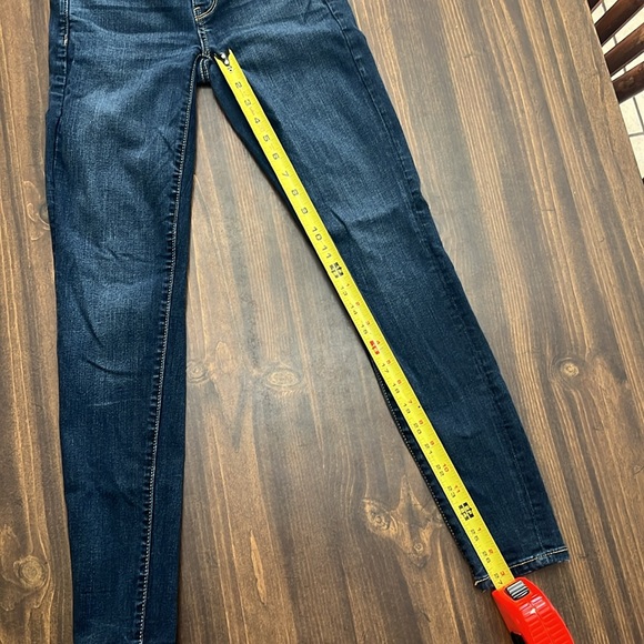 Women’s American Eagle Next Level Stretch Jegging 
Size 2 - Picture 7 of 8